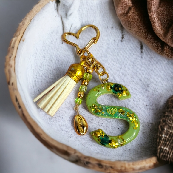 Initial Letter Keychains - Picture 1 of 4